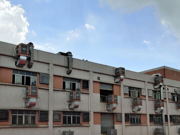 東莞環(huán)?？照{(diào)廠家.1.5KW環(huán)?？照{(diào).車間降溫設(shè)備